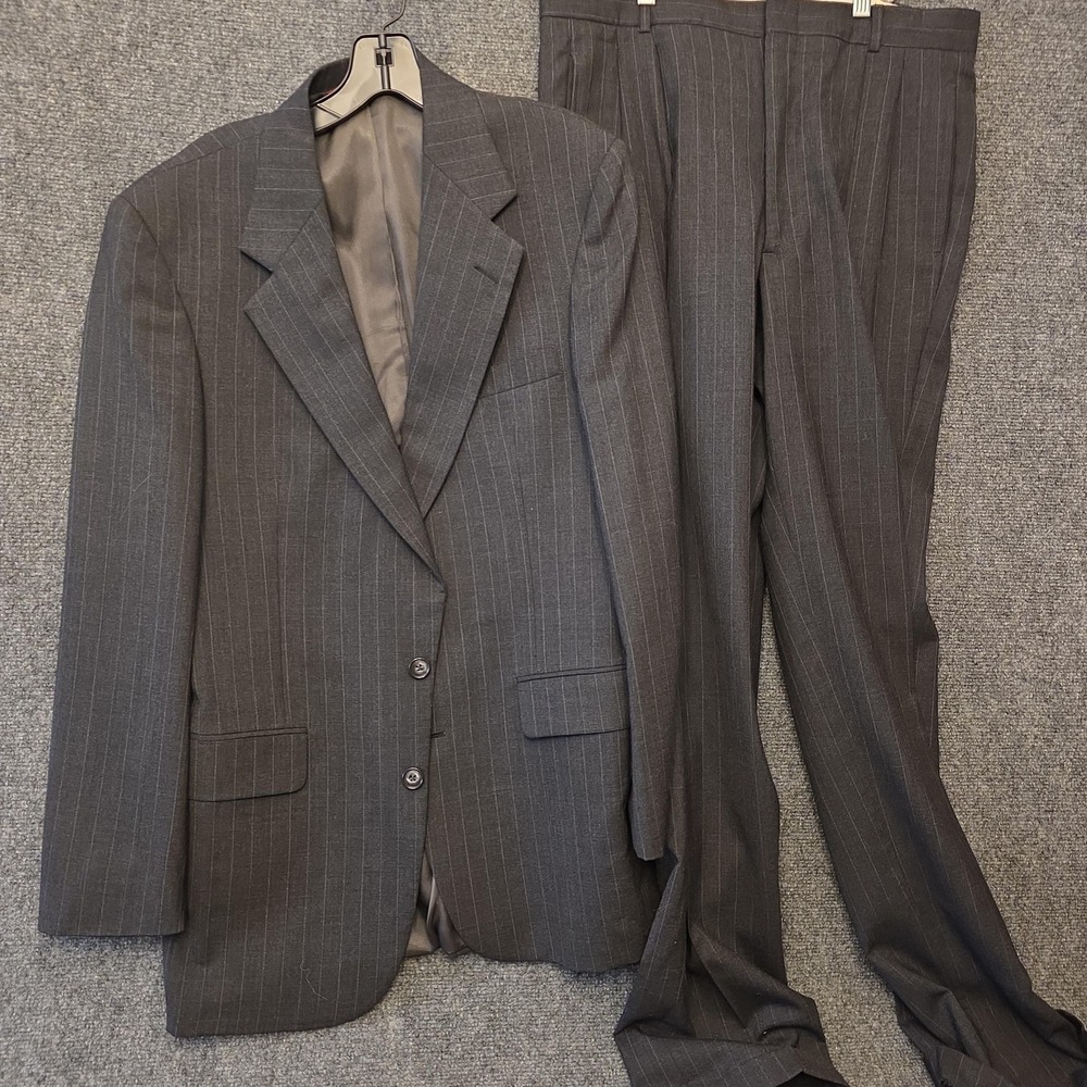 Vtg Botany 500 Suit‎ Mens 46 38x30 Gray Pinstripe 2 Piece Jacket Pants